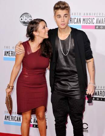 Justin Bieber et sa maman Patricia aux American Music Awards à Los Angeles le 18 novembre 2012