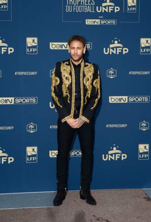 Cérémonie des trophées UNFP du football à Paris : Neymar Jr