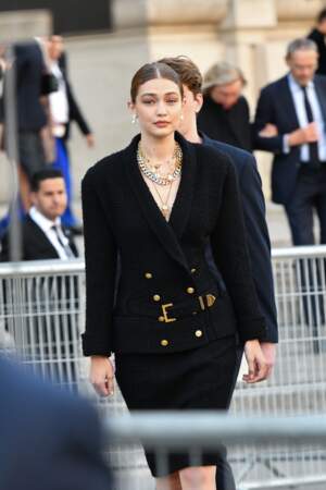 Gigi Hadid au Grand Palais pour l'hommage à Karl Lagerfeld