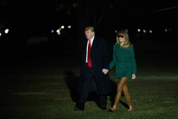 Melania Trump nue sous son manteau ? Ces clichés qui font jaser