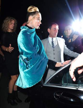 La lumière ne s'éteint jamais sur la Reine de la mode Kate Moss !