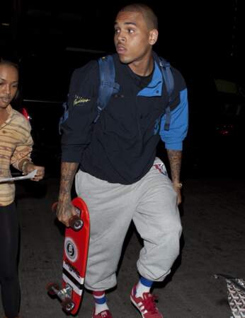 Chris Brown a le skate... en fait-il ? C'est la question...