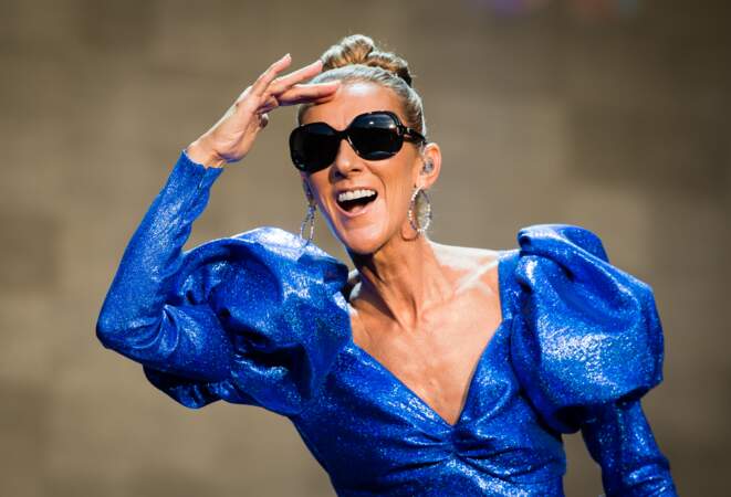 Céline Dion d'humeur rieuse lors du show organisé dans le cadre du festival Barclaycard British