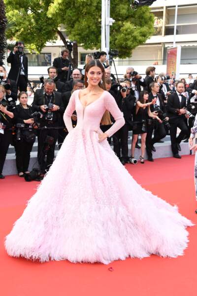 Iris Mittenaere au Festival de Cannes 2019