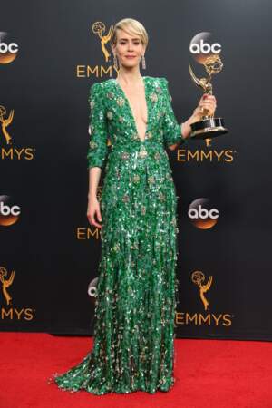Emmy Awards 2016 : Sarah Paulson en Prada
