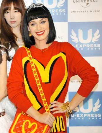 Katy Perry a voulu faire original au Japon, niveau look...