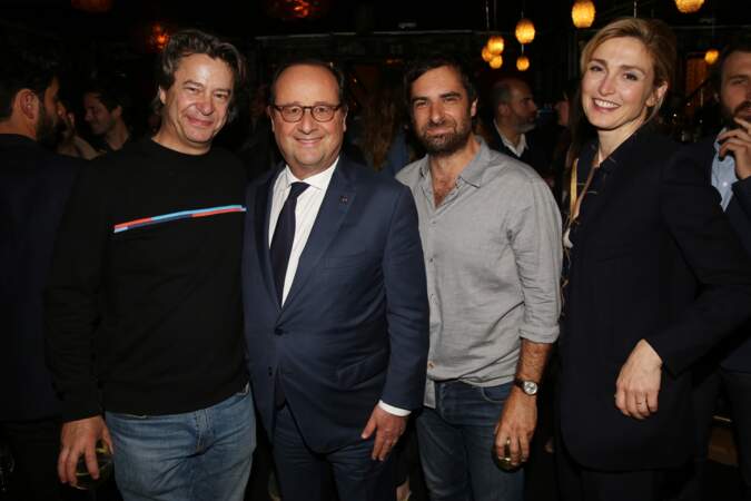 Thibault de Montalembert, Francois Hollande, Gregory Montel et Julie Gayet à la soirée Dix pour cent