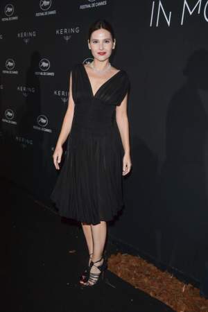Accident de robe : Virginie Ledoyen toute en transparence pendant le Festival de Cannes