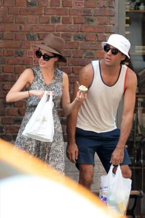 Rose Byrne et Bobby Cannavale mangent une glace incognito 