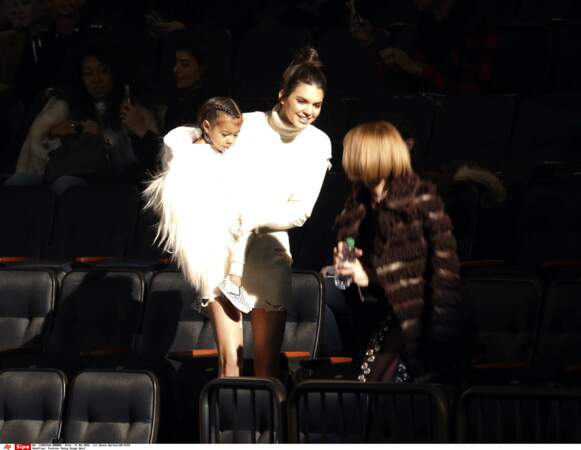 C'est pas North West, dans les bras de Kendall Jenner, qui va nous contredire!