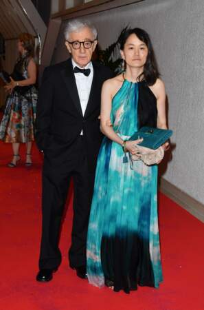 Woody Allen au bras de sa femme Soon-Yi Previn