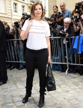 Valérie Trierweiler arrive au défilé Dior