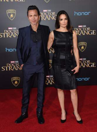 Première de Doctor Strange : Benjamin Bratt et Talisa Soto