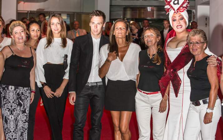 Stéphanie de Monaco avec Pauline et Louis Ducruet, et beaucoup de monde