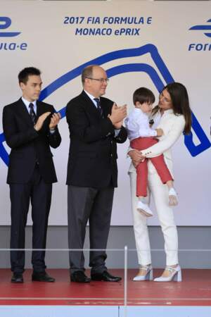 Formule E à Monaco : Louis Ducruet, Prince Albert II de Monaco, Charlotte Casiraghi et son fils Raphaël Elmaleh
