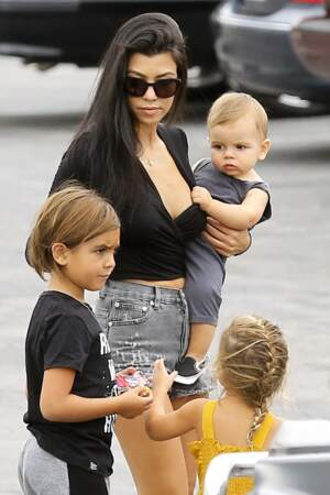 Kourtney Kardashian et ses enfants sont arrivés