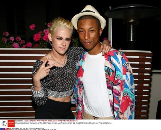 Dîner Chanel : Kristen Stewart aussi a eu sa photo avec Pharrell !