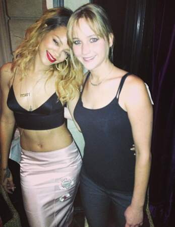 En début de soirée, Rihanna a festoyé avec Jennifer Lawrence hier soir à Paris