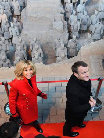 Emmanuel Macron et Brigitte Macron au mausolée de l'empereur Qin