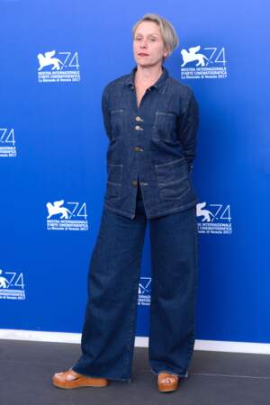 Mostra de Venise 2017 : Frances McDormand hyper cool en double denim