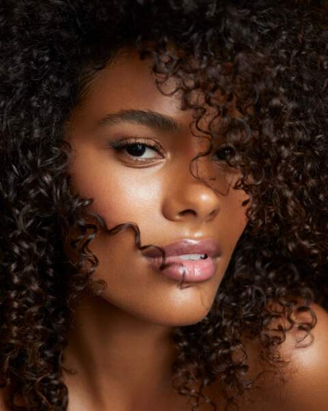 Tina Kunakey, maquillée par le make-up artist Harold James