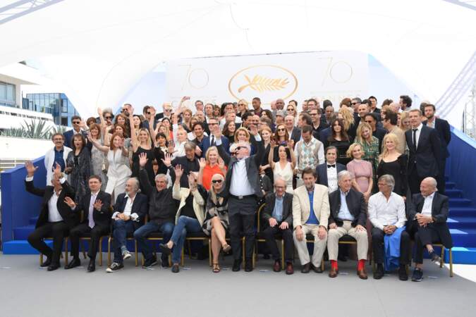 Cannes 2017 : 113 stars posent ensemble pour un incroyable cliché fêtant les 70 ans du Festival <3