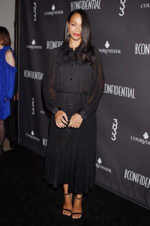 Zoe Saldana a 40 ans : en petite robe noire