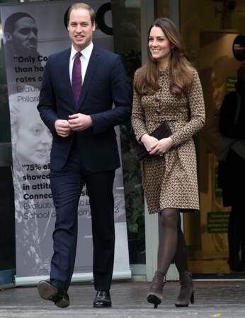 19 novembre 2013 : Elle visite le siège de l'association Only Connect avec le prince William