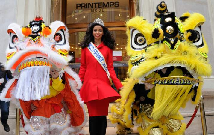 Flora Coquerel, Miss France 2014, fête le Nouvel an chinois