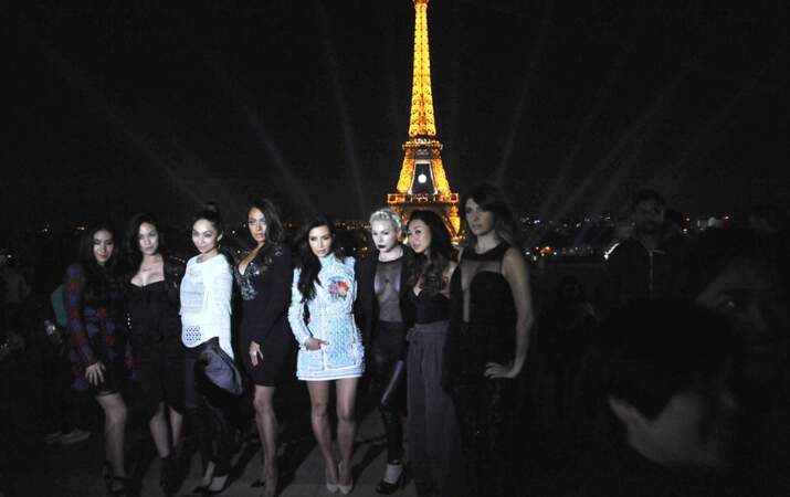 … où elles ont fait leur petite photo devant la tour Eiffel