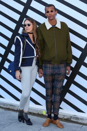 Défilé Louis Vuitton printemps-été 2017 : le chanteur Stromae et sa compagne Coralie Barbier