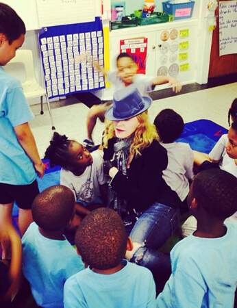 Madonna, une nounou d'enfer ! (à l'école primaire Ponyride de Detroit)