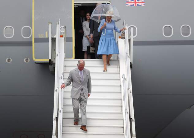 Le prince Charles et Camilla Parker-Bowles en visite officielle en France : ce 7 mai lors de leur arrivée à Nice