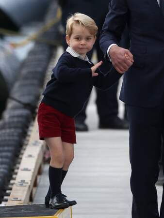 Anniversaire du Prince George - Intrepide, le petit prince a fait la joie des photographes