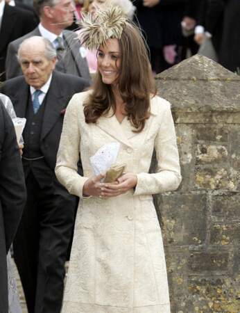 6 mai 2006 : Elle se rendait au mariage de Laura Parker-Bowles, la fille de Camilla