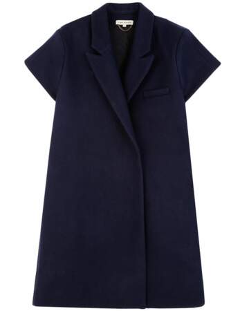 Navy + violet : manteau à manches courtes, 445€ (Karin Wester sur urbanoutfitter.fr)