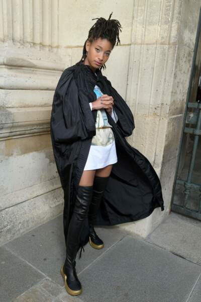 Willow Smith au défilé Louis Vuitton, mardi 5 mars au Louvre, à Paris