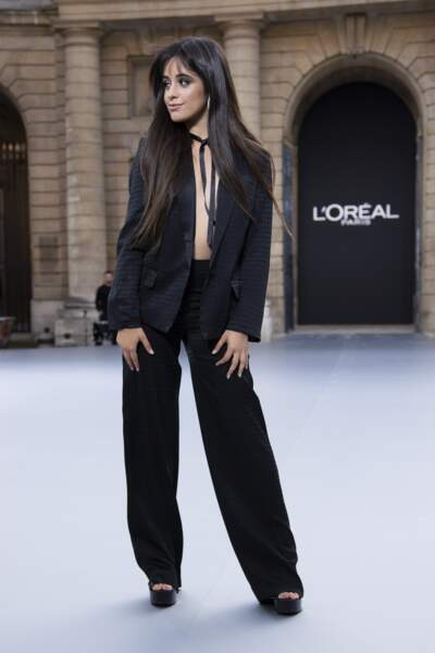 Camila Cabello lors du défilé L'Oréal Paris