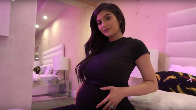 Kylie Jenner : enceinte de 34 semaines, un mois avant d'accoucher