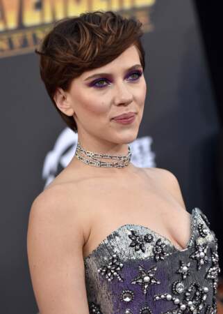 2018 : Scarlett Johansson devient brune