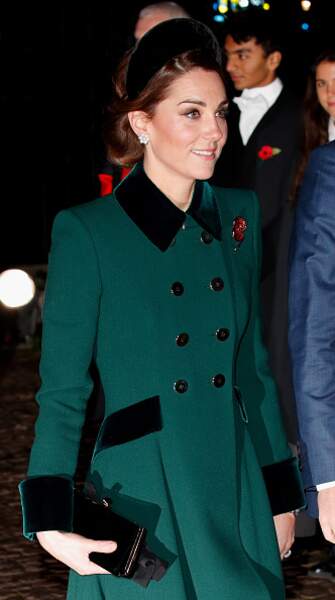 2018 : Kate Middleton quitte le chapeau pour l'accessoire très tendance : le serre-tête 