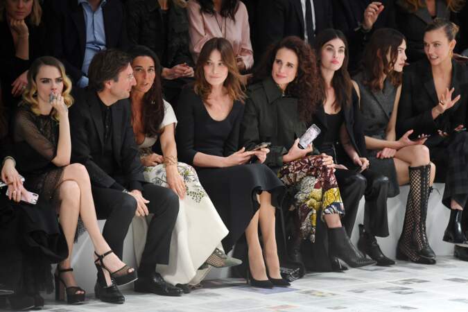 Fashion Week - Cara Delevingne, Carla Bruni Sarkozy, Andie MacDowell, Alexa Chung, Rainey Qualley et Karlie Kloss au premier rang du défilé Dior automne-hiver 2020/2021