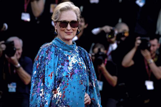 Meryl Streep et ses cheveux blancs sur une coupe courte 