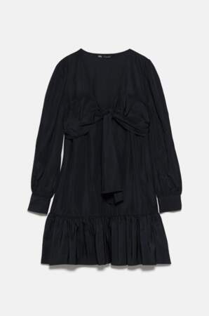 Robe courte avec noeud, Zara, 19,99€ au lieu de 23,97€
