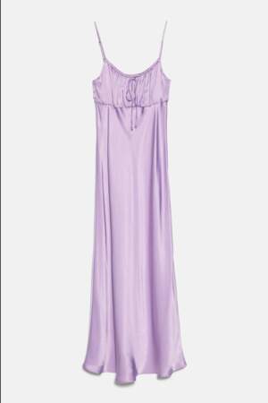 Robe mi-longue satinée couleur lilas, Zara, 19,99€ au lieu de 39,95€
