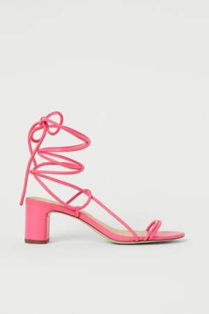 Sandales en cuir rose, H&M, 24,99€