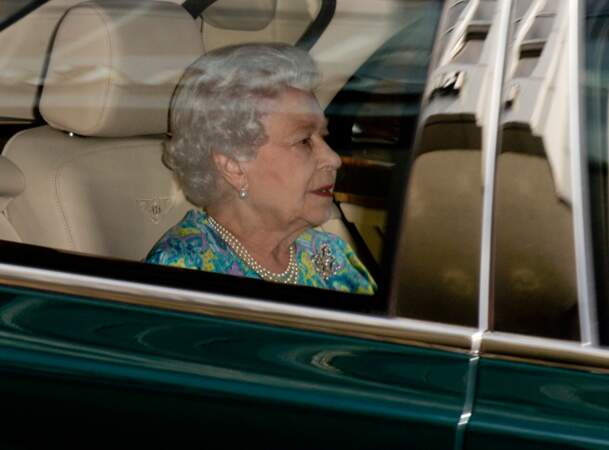 La reine Elizabeth II se rend à Kensington Palace