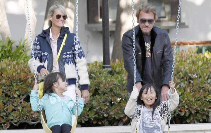 Laeticia et Johnny Hallyday avec leurs filles Joy et Jade
