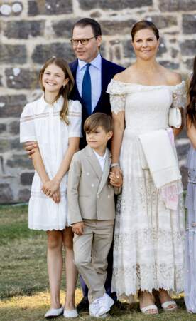 La famille royale de Suède lors de la célébration de la fête de Victoria au palais de Solliden, à Oland.