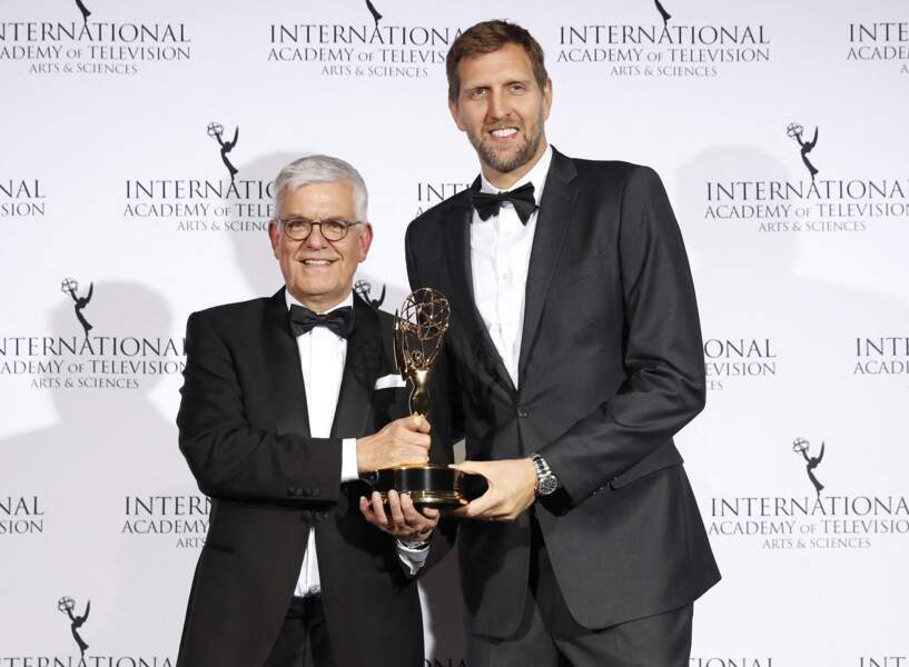 Dirk Nowitzki et le journaliste allemand Thomas Bellut 49th International Emmy Awards - NYC